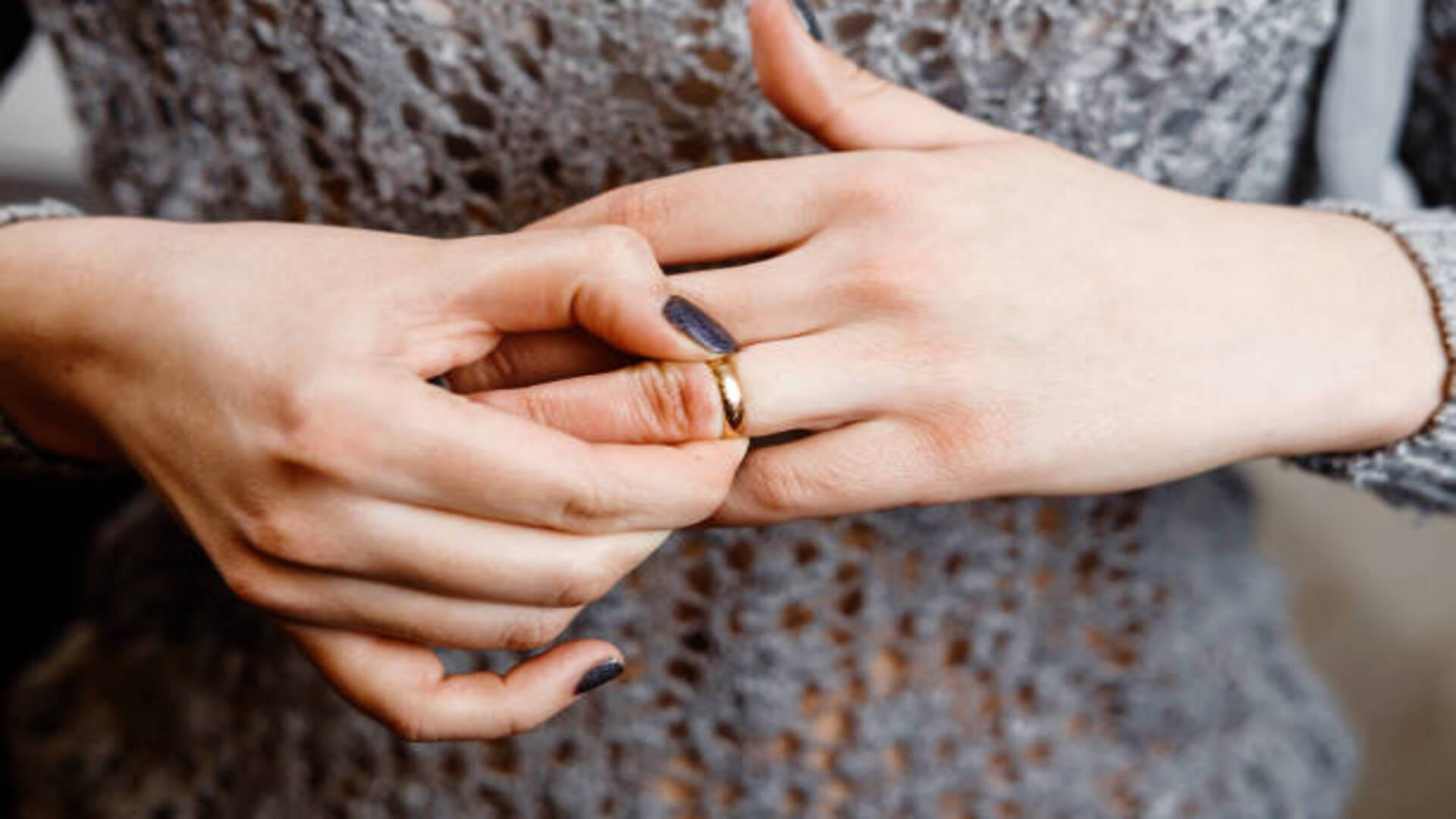 Copper Snake Ring Benefits Astrology And Its Significance Copper Snake Ring Ke Fayde In Hindi
