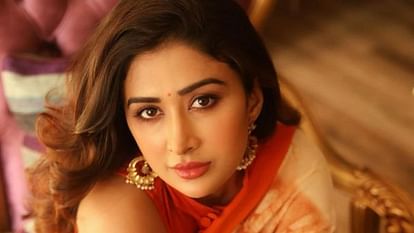 Tv Actress Who Kept Karwa Chauth Fast Before Marriage Ankita Lokhande Arti Singh Himani Sharma Farnaz Shetty