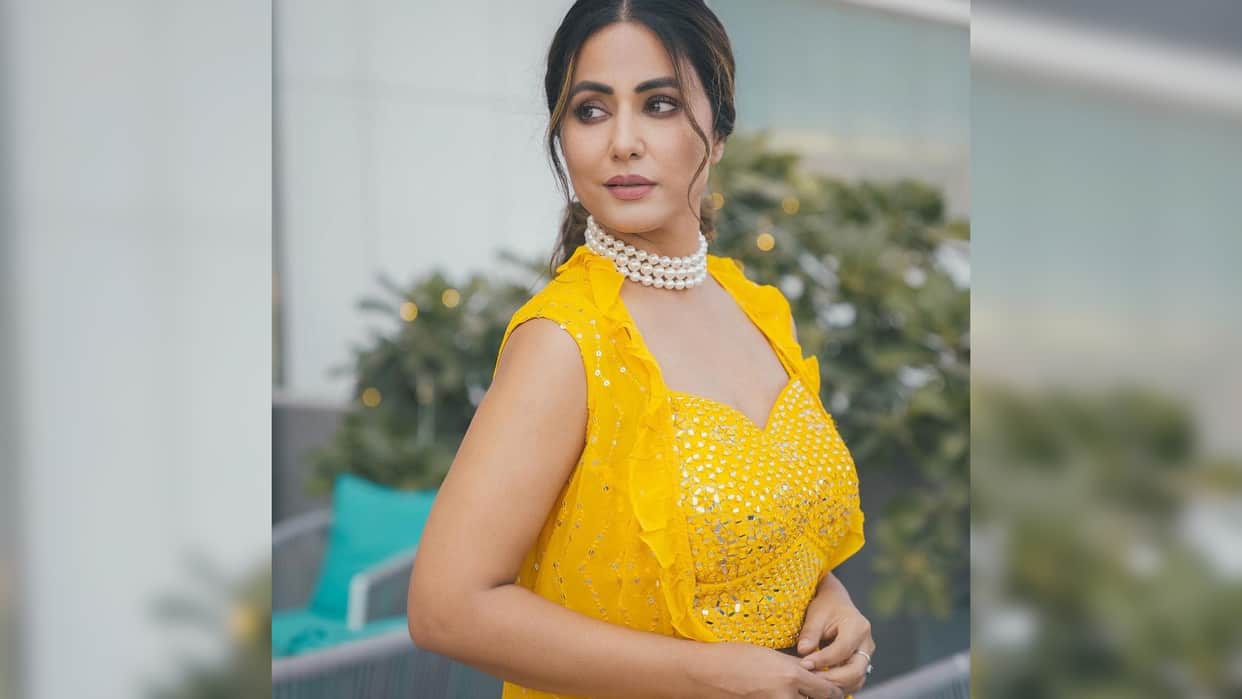 bhai dooj 2022 find perfect makeup look like bollywood actress step by step