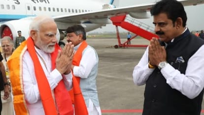 Indore MP posted wrong picture of PM Modi
