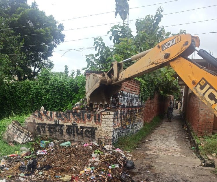 Buildings that came under the JD of Highway widening were demolished