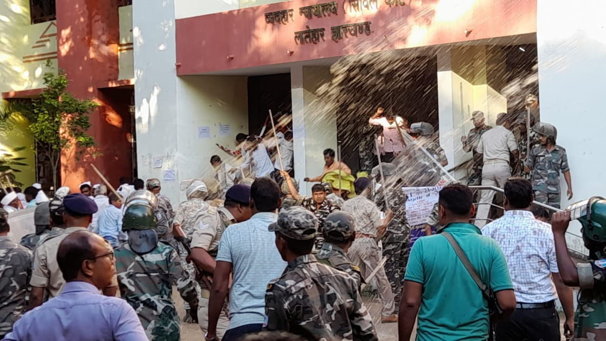 30 Tana Bhagat tribals arrested sent to jail for violence in Latehar civil court