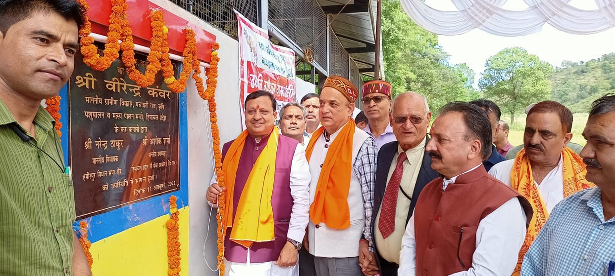 State government has given priority to works related to public interest: Kanwar