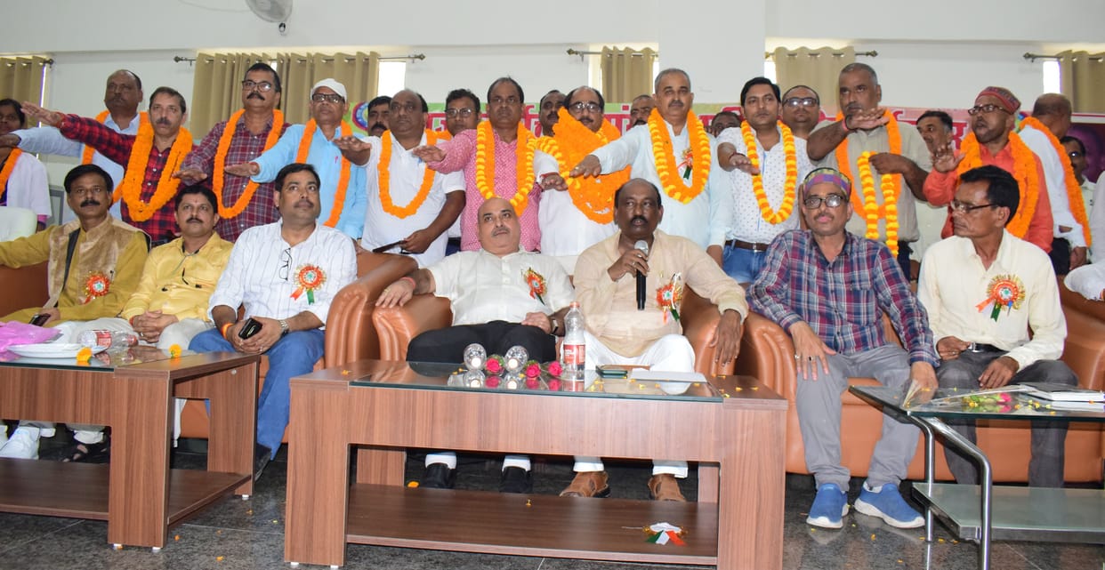 yk president and shivakant elected secretory