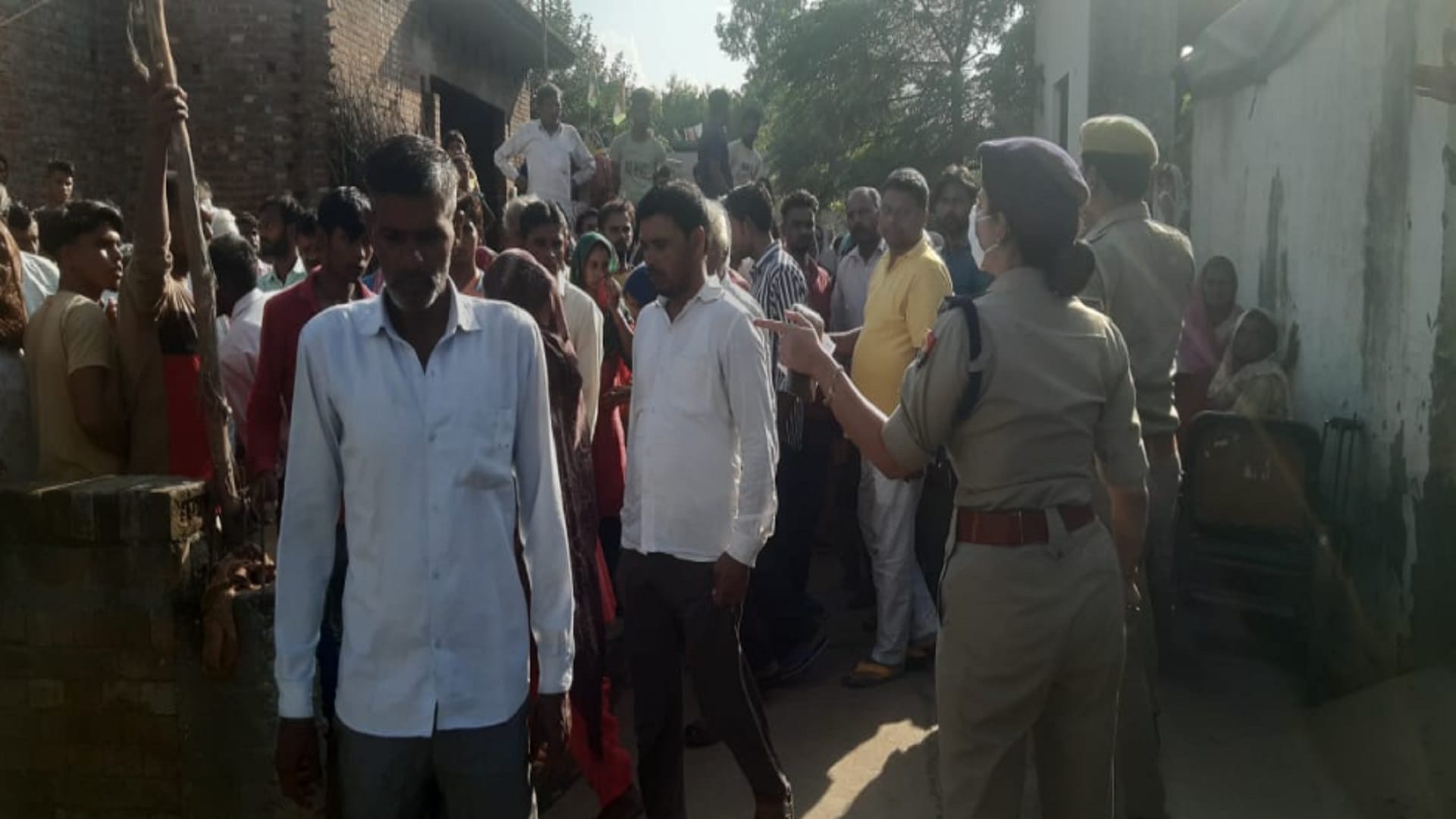 UP News: Due to suicide of couple in Saharanpur, family mourns