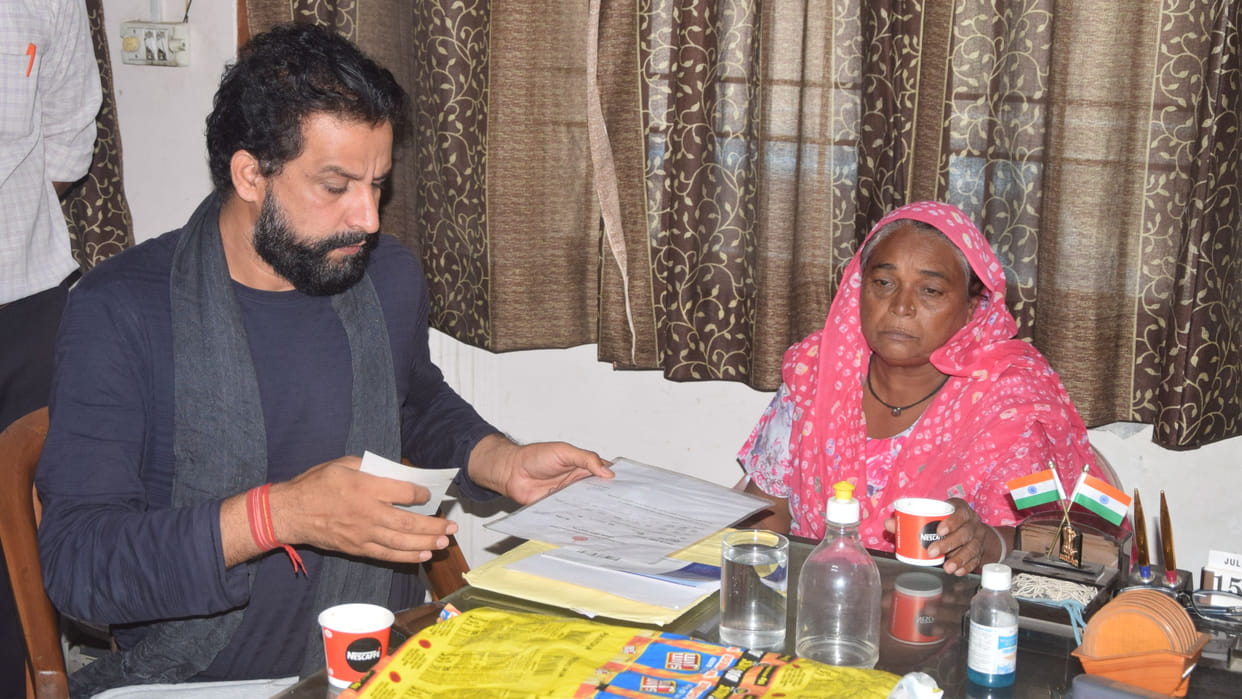 Widow pension was cut by telling her husband to be alive In Rohtak of Haryana