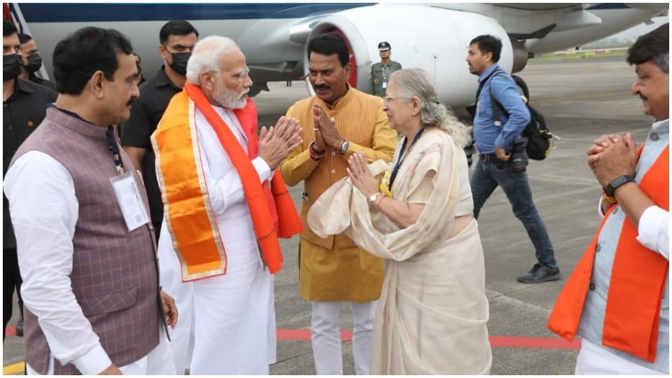 Mahakaleshwar Corridor Inauguration pm Narendra Modi different look Mahakal Lok Lokarpan