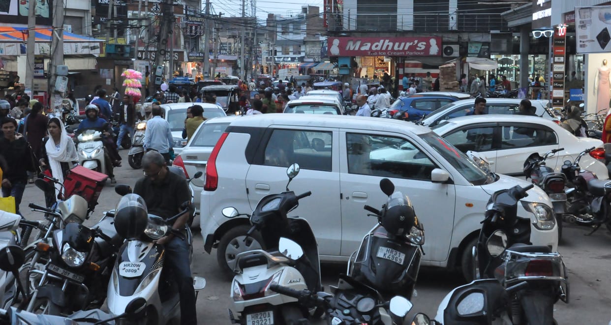 Festive season: Entry of four wheelers will be banned in the markets