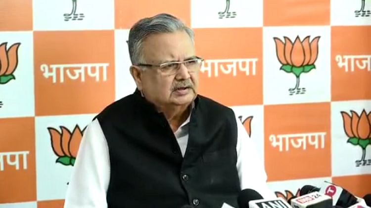 Former Cm Raman Singh On Ed Raid In Chhattisgarh Bhupesh Baghel Is Atm