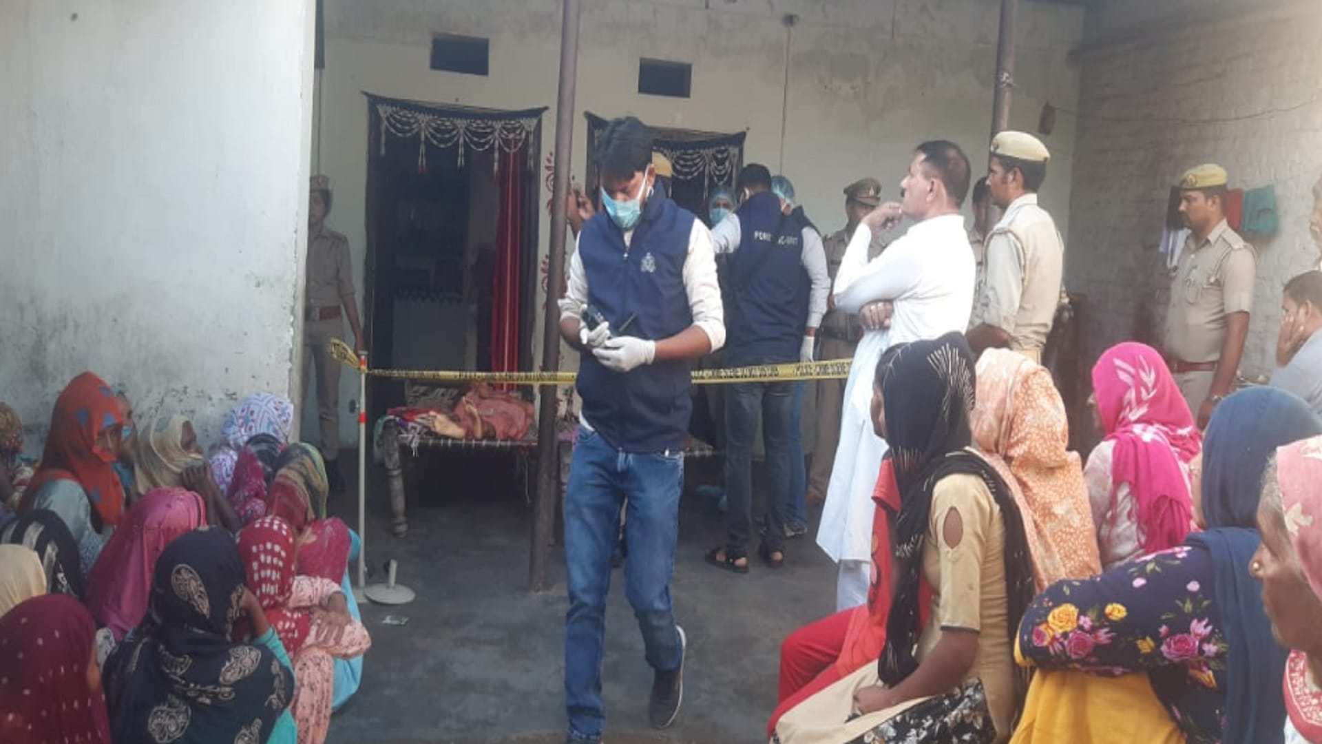 UP News: Due to suicide of couple in Saharanpur, family mourns
