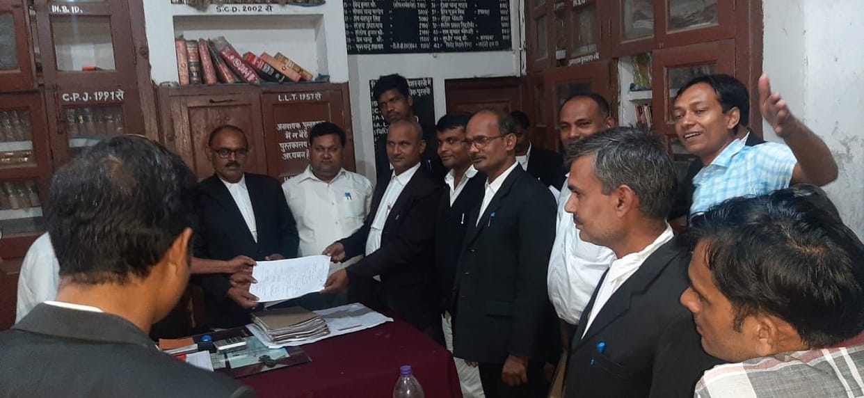36 candidates filed pamphlets for Civil Bar Association elections