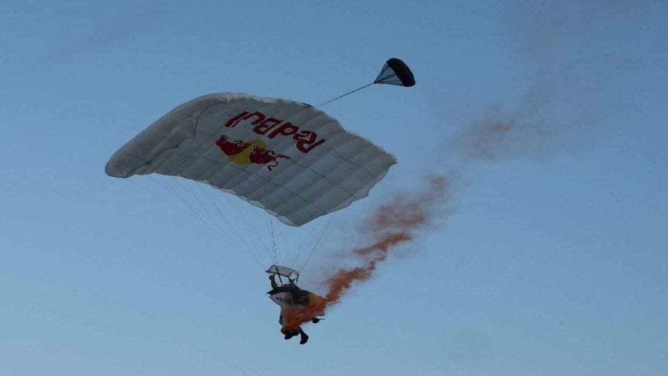 Three Sky Divers Jumped From Altitude Of Five Thousand Feet Near The Taj Mahal