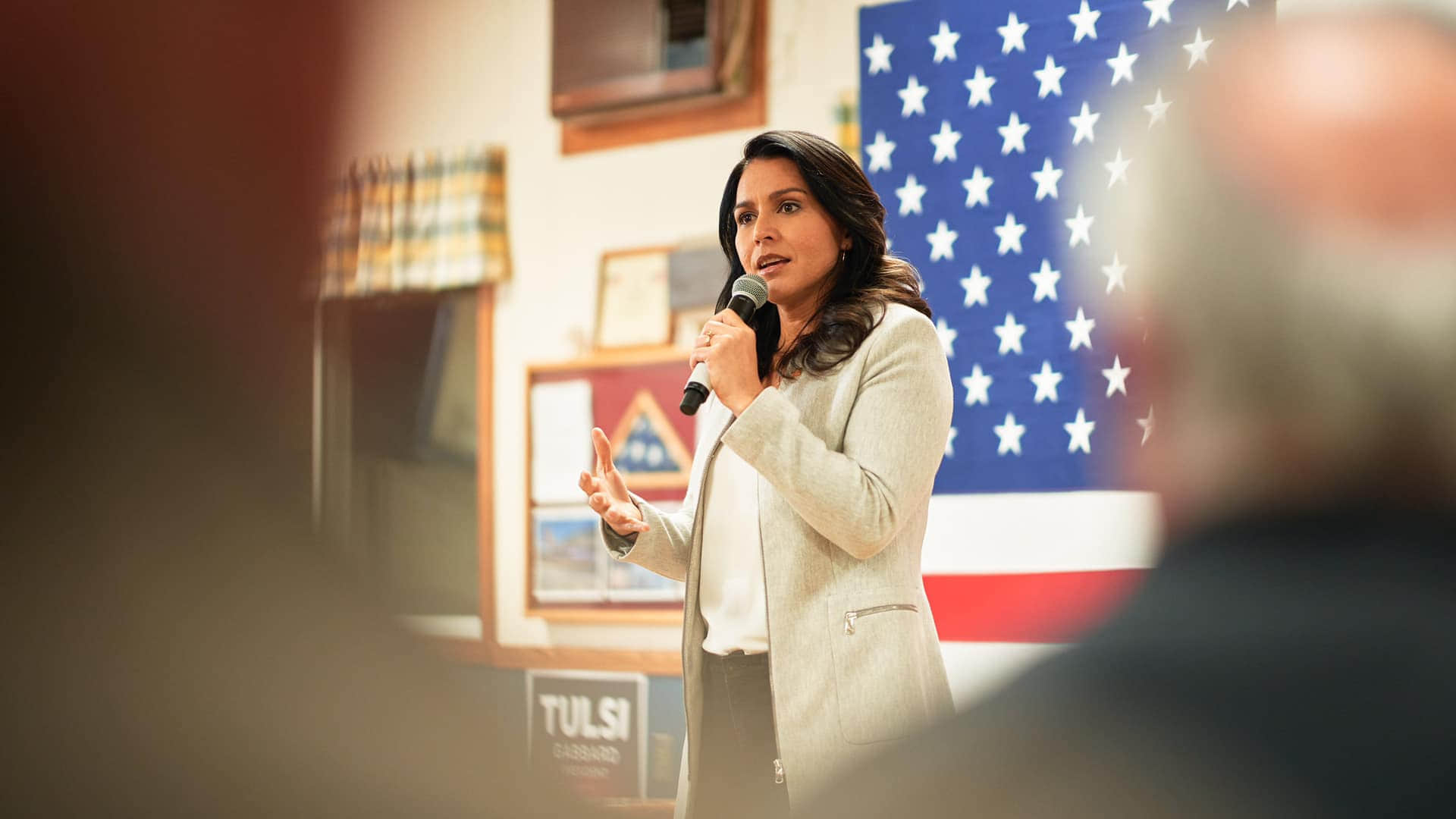 Tulsi Gabbard quits Democratic Party calls it a party of elitist cabal of war mongers