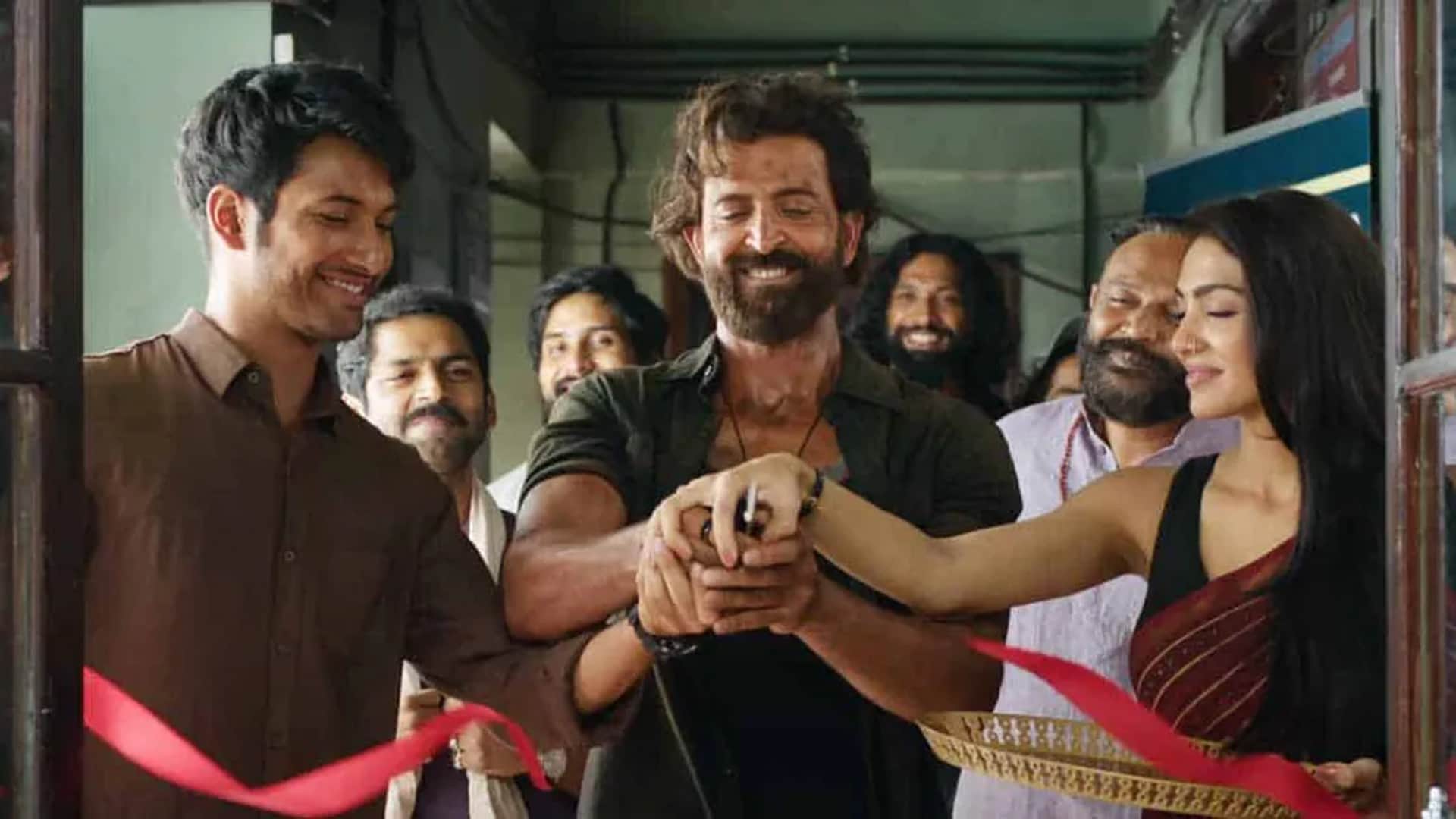 Vikram Vedha Box Office Collection  Day 12 Hrithik Roshan  Saif Ali Khan Movie second tuesday Earnings