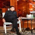 शेख हमीद बिन जायद अल नहयान के साथ पीयूष गोयल।