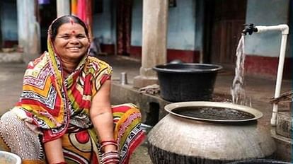 उम्मीद: भारत में जल जीवन मिशन से बचाई जा सकती हैं चार लाख जिंदगियां, डब्ल्यूएचओ के अध्ययन में सामने आई जानकारी Four lakh diarrhoeal disease deaths can be averted in india if Jal Jeevan Mission meets target WHO study