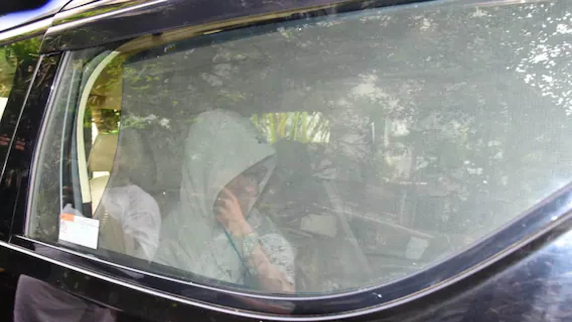 Aamir Khan Spotted in Mumbai hiding face with Mask see photos here