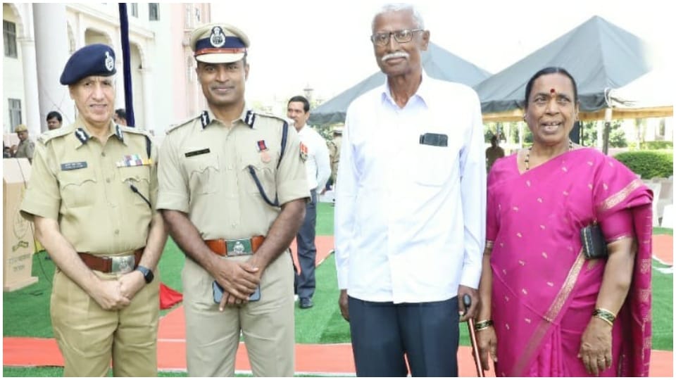 ACB ADG Dinesh MN awarded with Police Medal in Jaipur