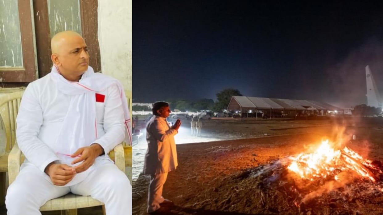 Akhilesh Yadav completes last rites of Mulayam Singh Yadav.