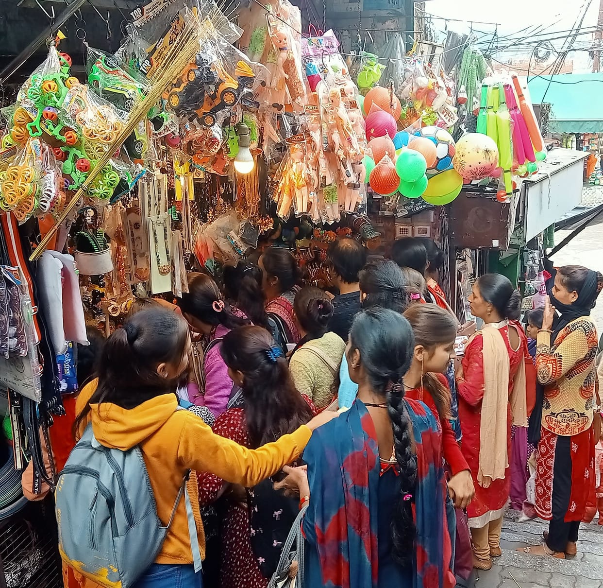 Shoping For Karavachauth in Almora