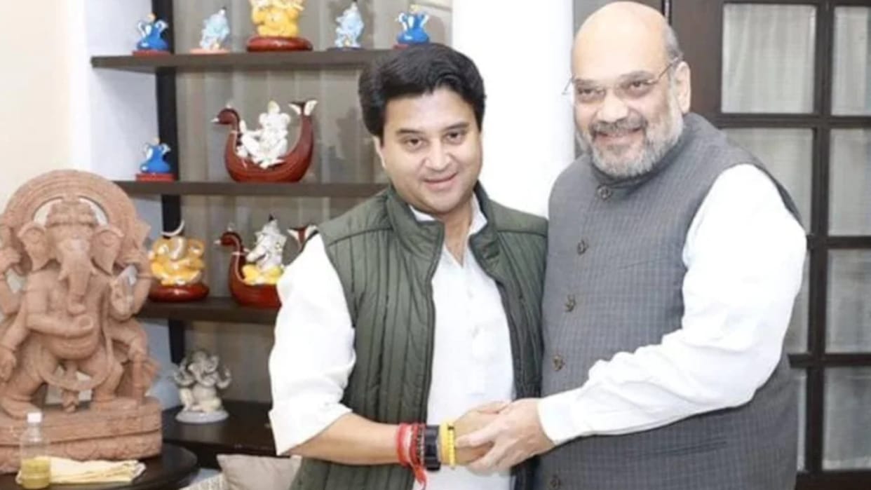 Amit Shah visit Jaivilas Palace for first time on invitation of Jyotiraditya Scindia in Gwalior