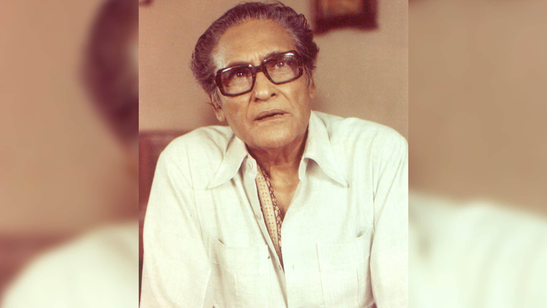 ashok kumar death anniversary when he became hero his marriage was broken know about his life journey