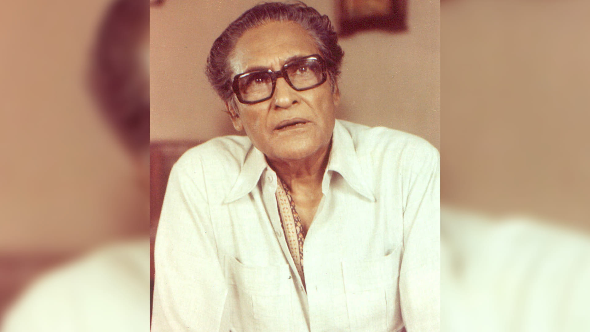 ashok kumar death anniversary when he became hero his marriage was broken know about his life journey