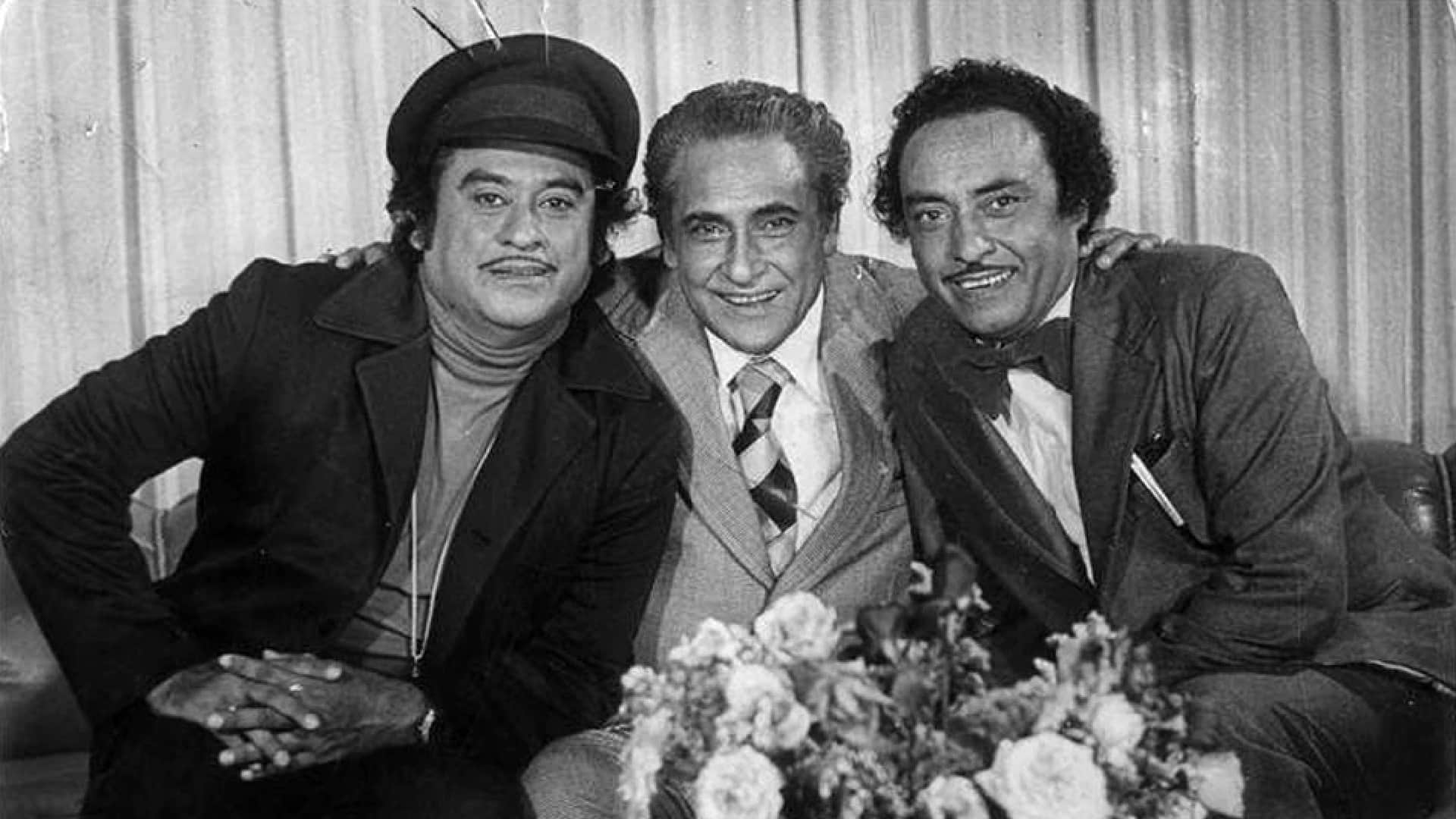 Ashok Kumar Birth Anniversary interesting facts about First Superstar of Bollywood and Kishore kumar brother