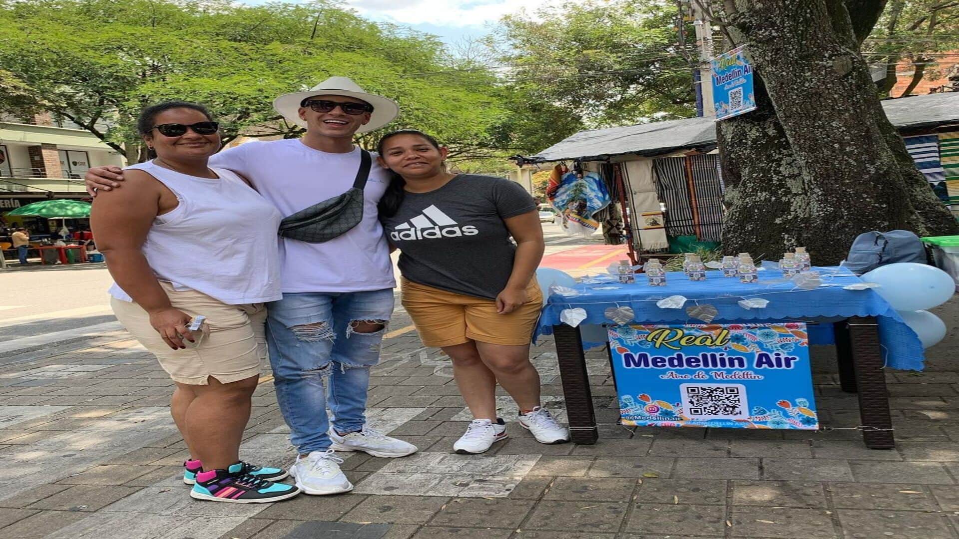 entrepreneur from colombia is making money by selling thin air for 400 rupees