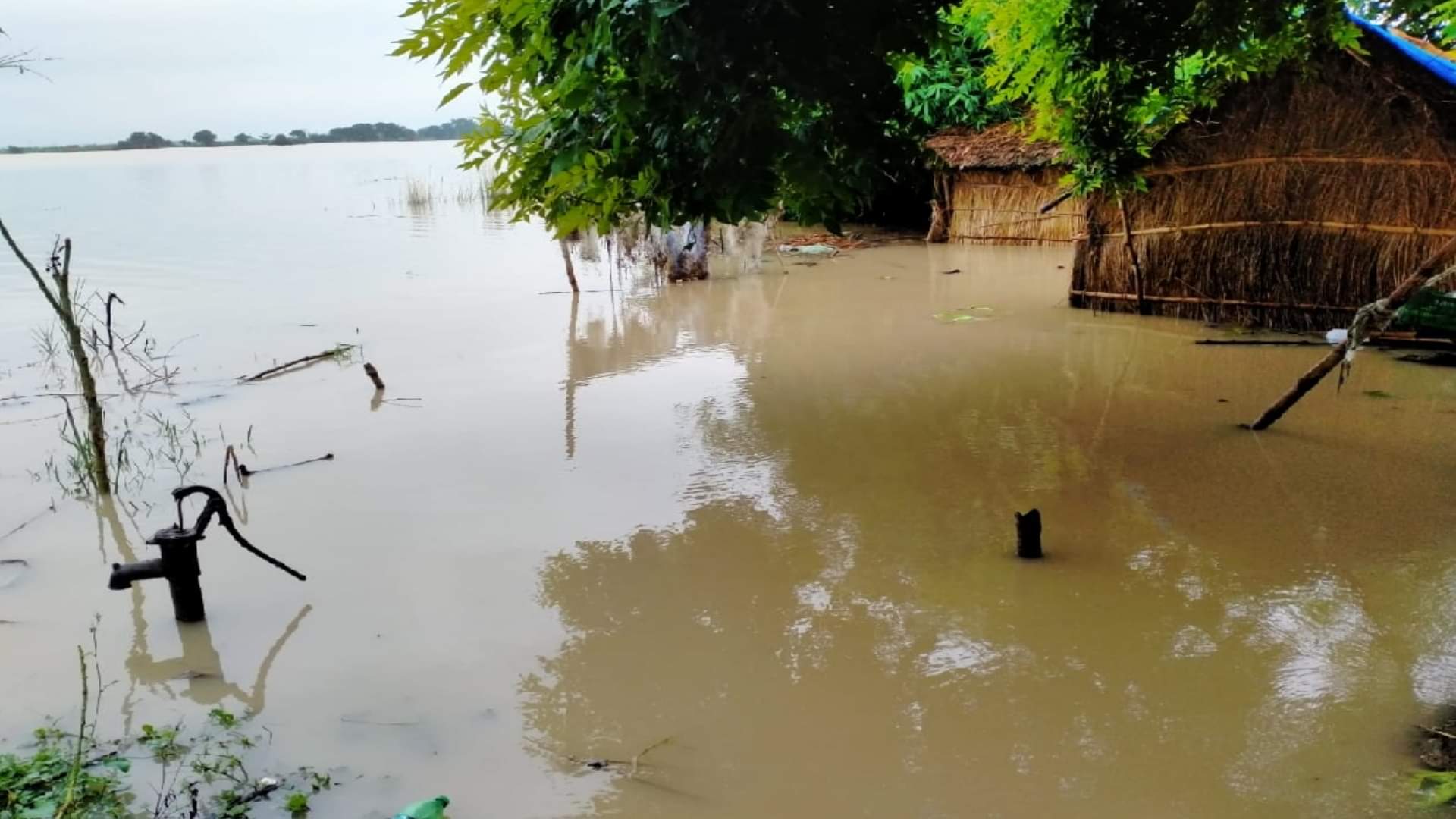 गोरखपुर में बाढ़।