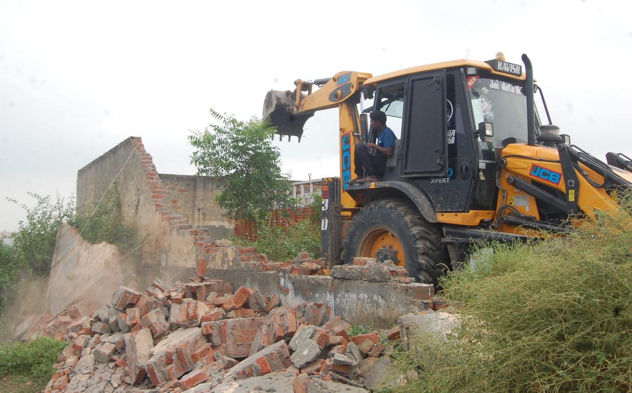 Demolition of liquor merchant's warehouse gave message to others, list being made