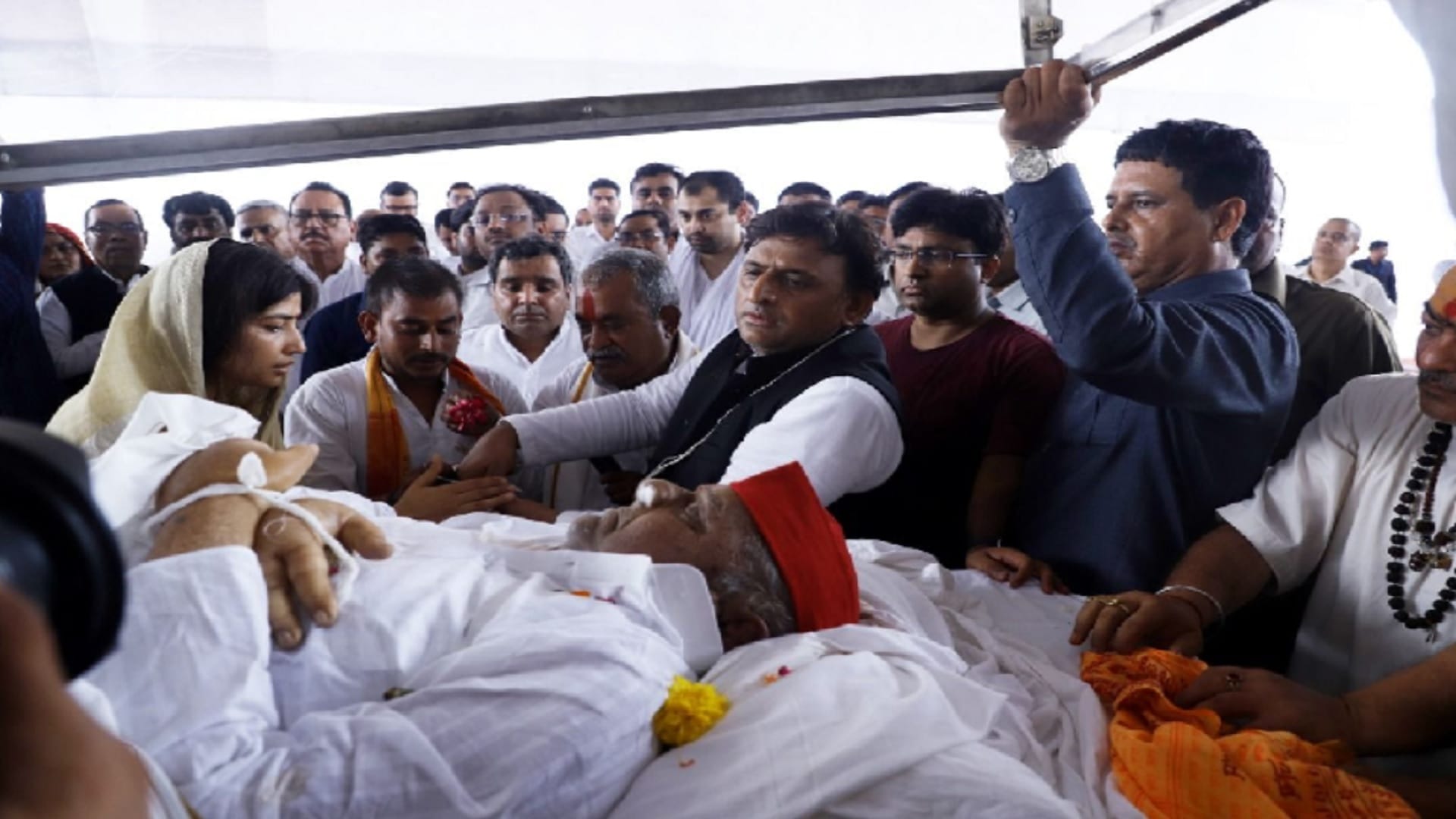 Mulayam Singh Yadav Death netaji Mulayam Singh took care of every person who came to the kothi