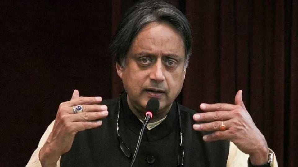 Tharoor said what a disgrace on removal of Maulana Azad references from NCERT textbook