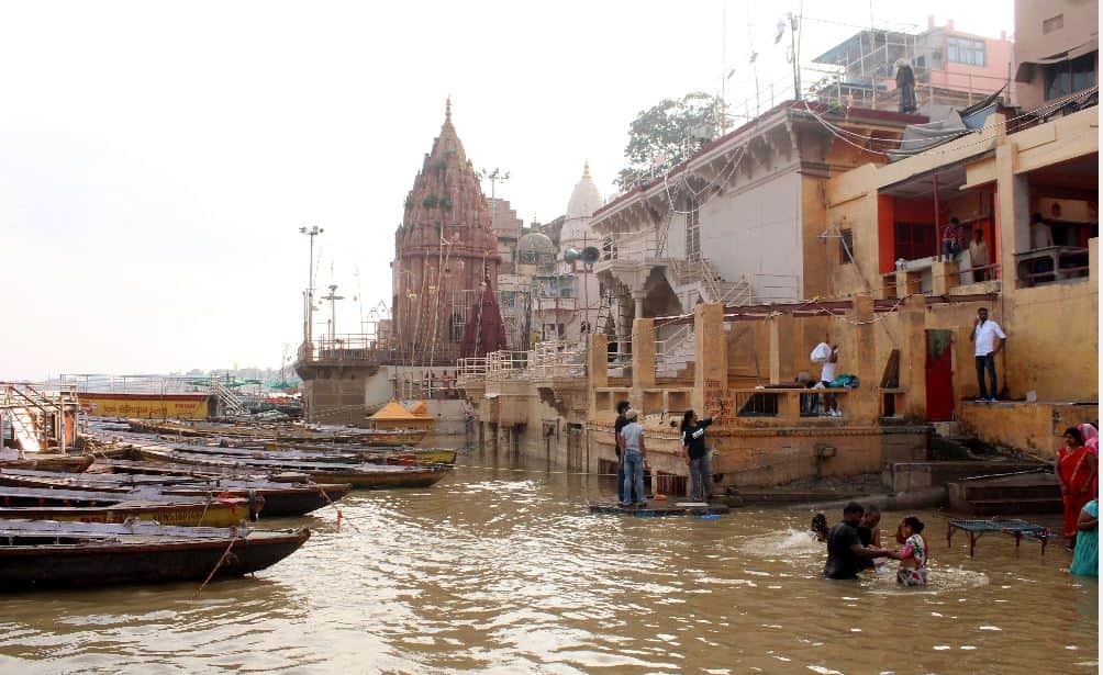 Ganga Water Level Rising Again In Varanasi before dev deepawali 2022 people surprised