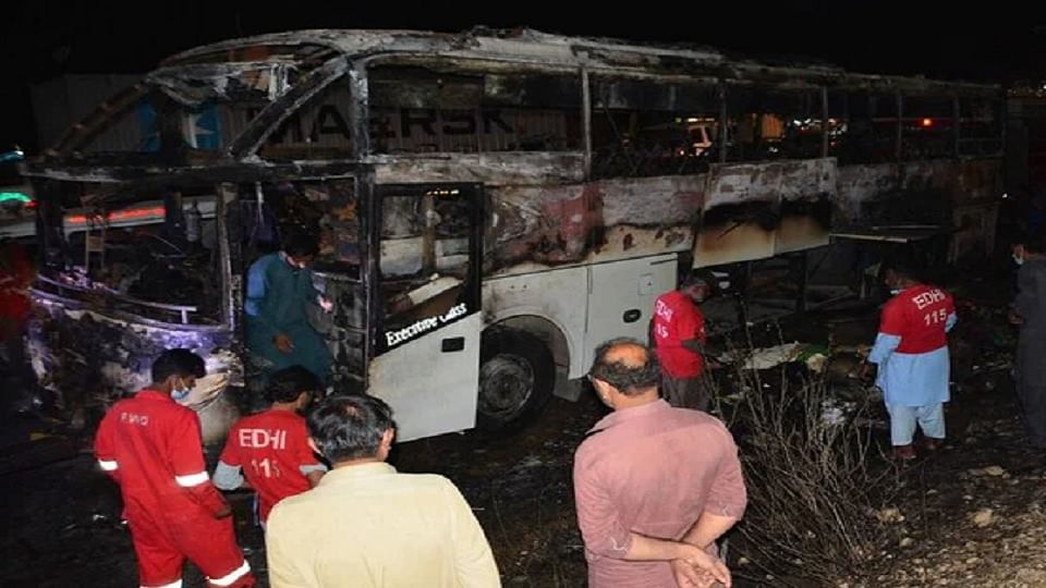 18 Flood Survivors Killed In Bus Fire In Pakistan, Know Latest Updates ...