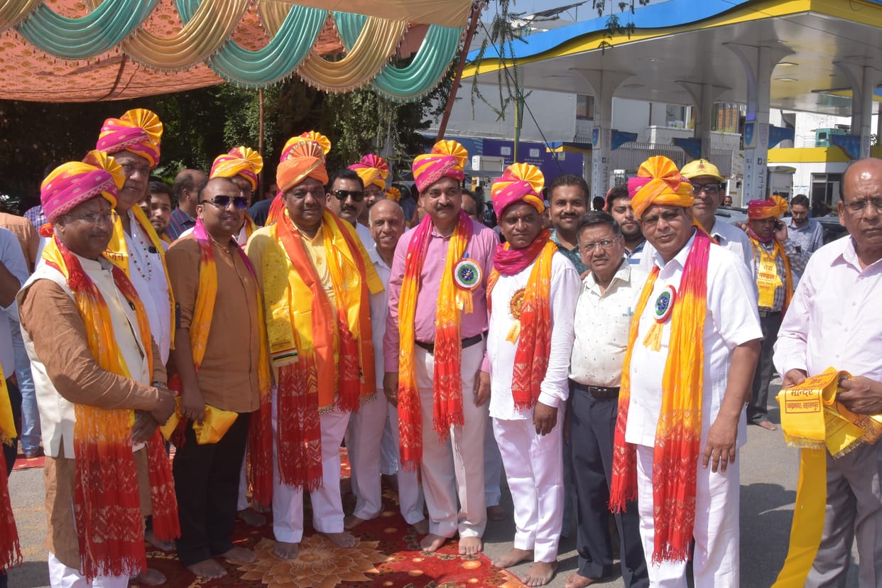 Gajrath Yatra taken out with pomp