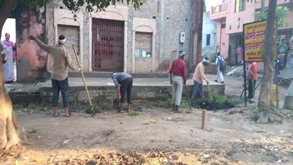 Dengu Vihar pareshan nagar officers ran as soon as names of the colonies changed in agra
