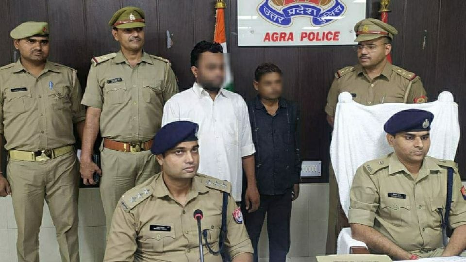 police arrested two accused for killing a man in agra
