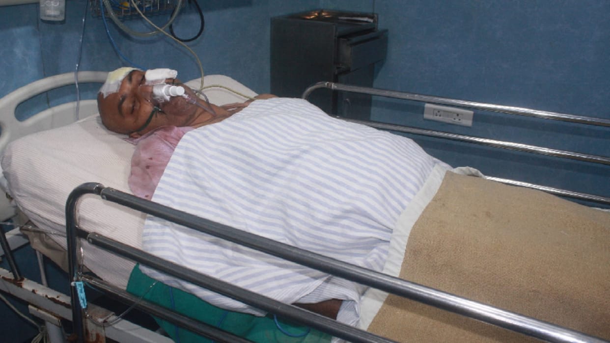Attacks On Up Police In Uttarakhand policeman says that they closed gate of farm house opened fire on us
