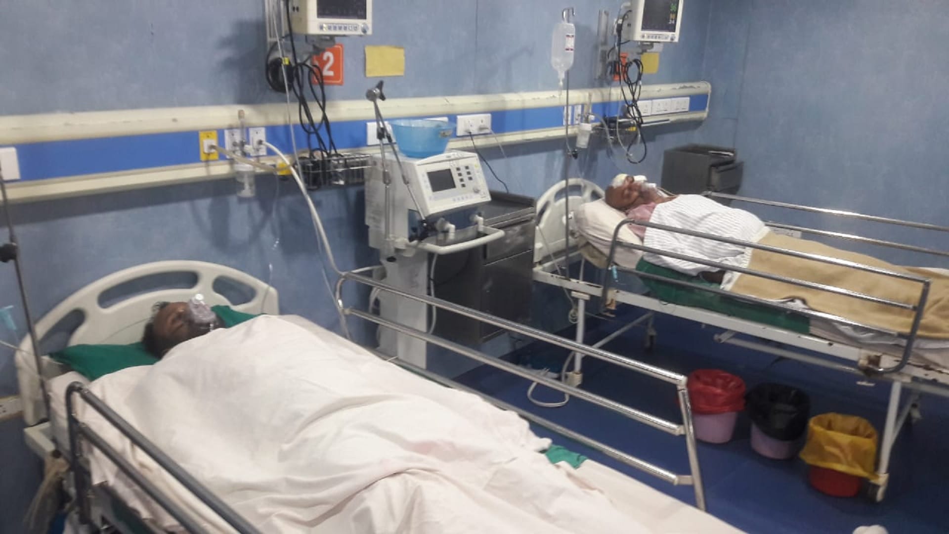 Attacks On police Attempt to repeat Bikru case in Bharatpur of Uttarakhand Police team surrounded and attacked