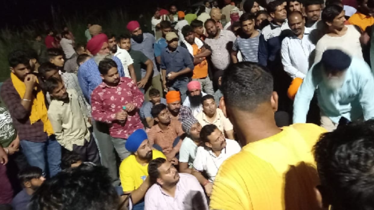 case of attack on UP police in Bharatpur Uttarakhand police filed a case against 35 people including Zafar