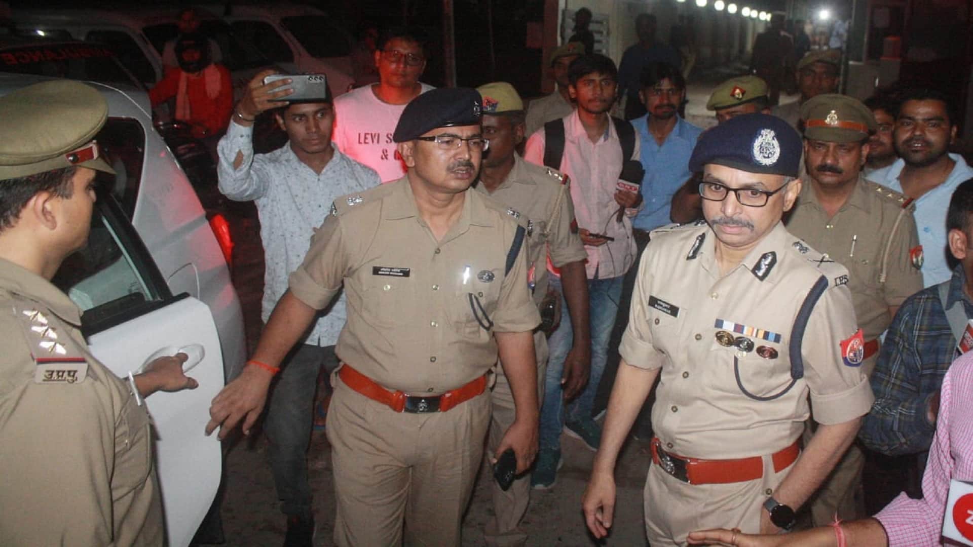 Kashipur Firing Case Who broke CCTV and UP Police vehicles District police entangled in Kunda case