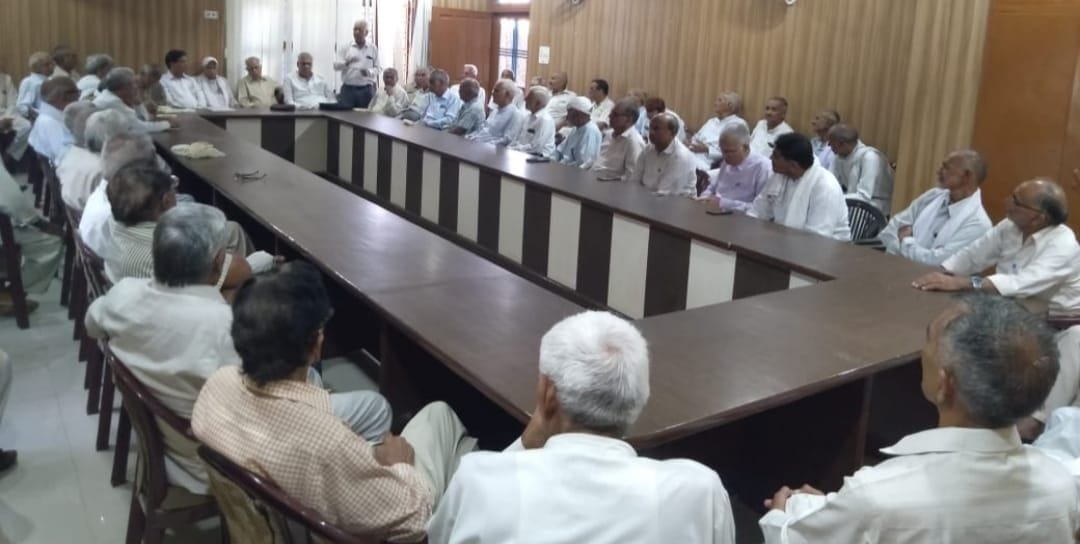 Retired employee organizations meeting held in Jat Dharamshala
