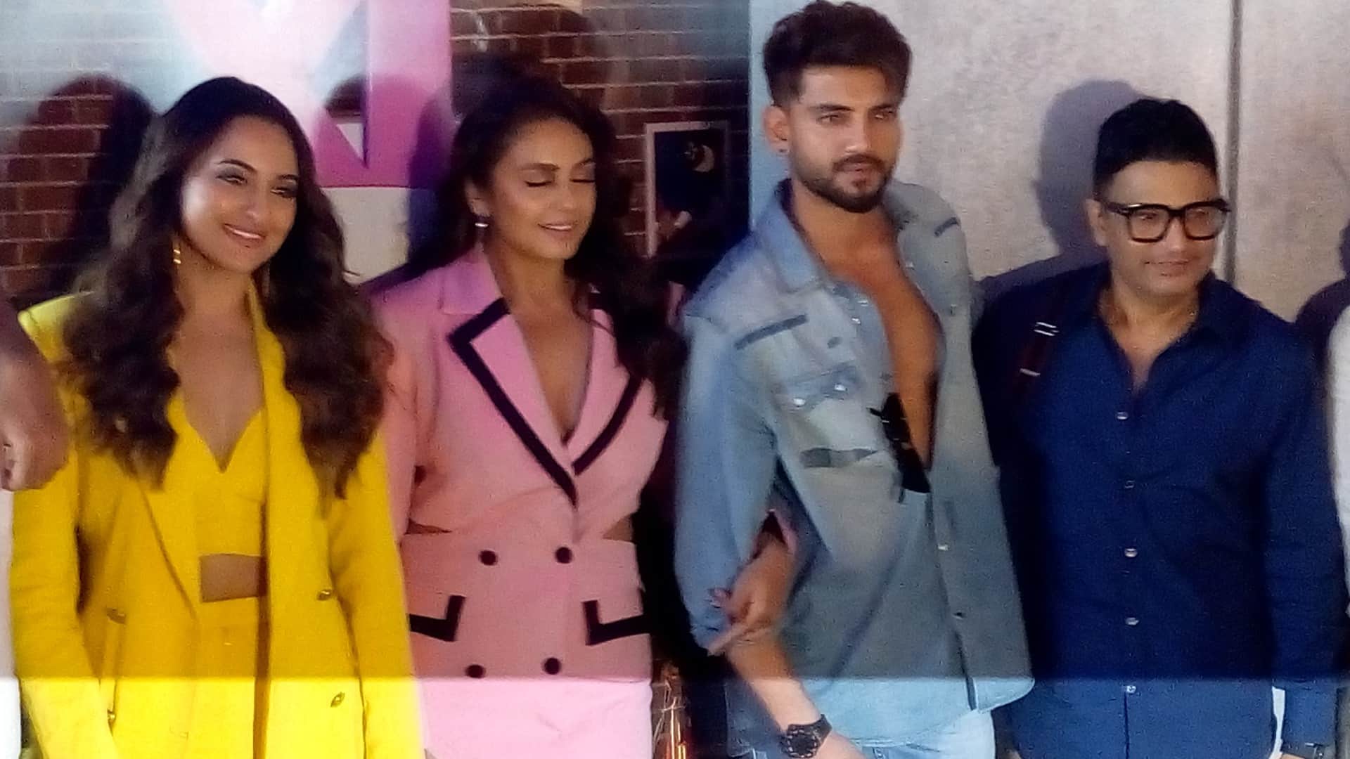 Huma Qureshi and Sonakshi Sinha talks about real life Body Shaming struggles in Double XL trailer launch