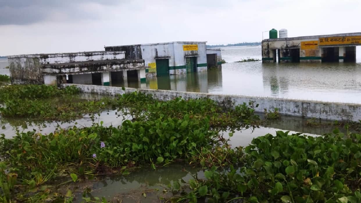 water level of rivers decreasing yet number of affected villages is increasing