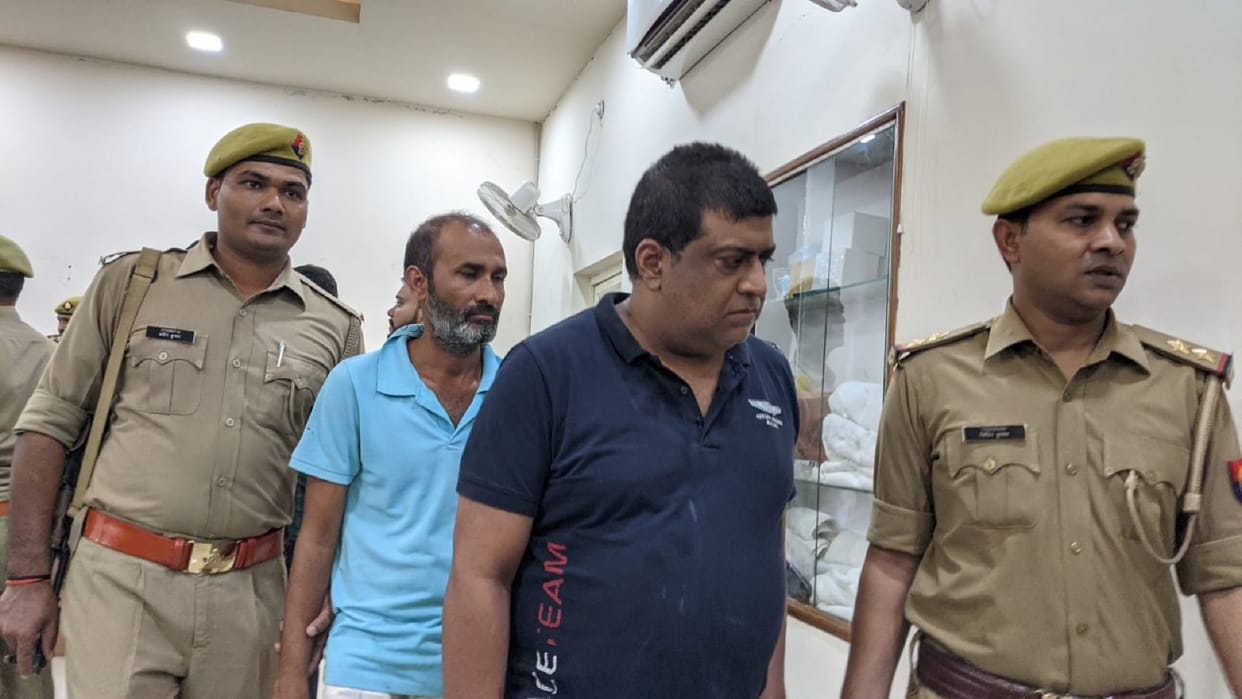 Ghaziabad Robbery Case 20 year old friend had robbed the entrepreneur house