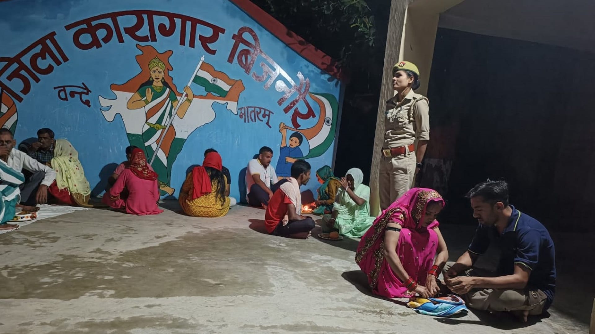 women prisoners saw moon perform Karwa Chauth in Bijnor Jail