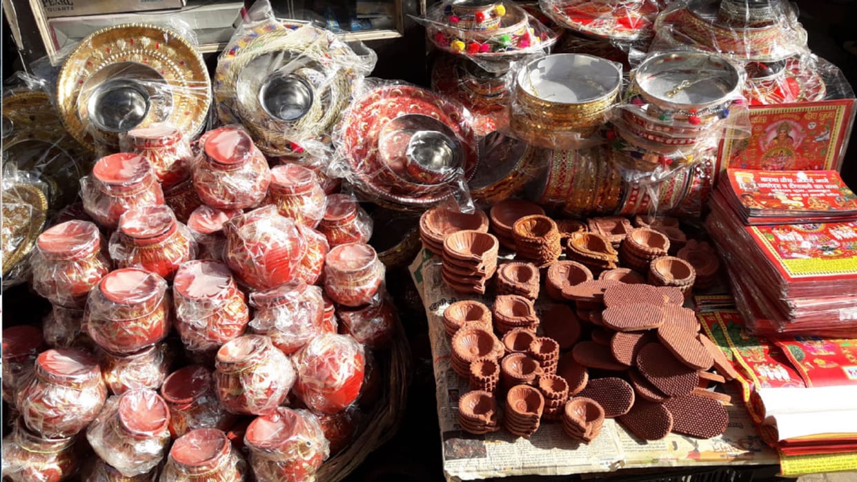 Meerut: Woman reached her parents' home to do shopping for Karva Chauth, absconding
