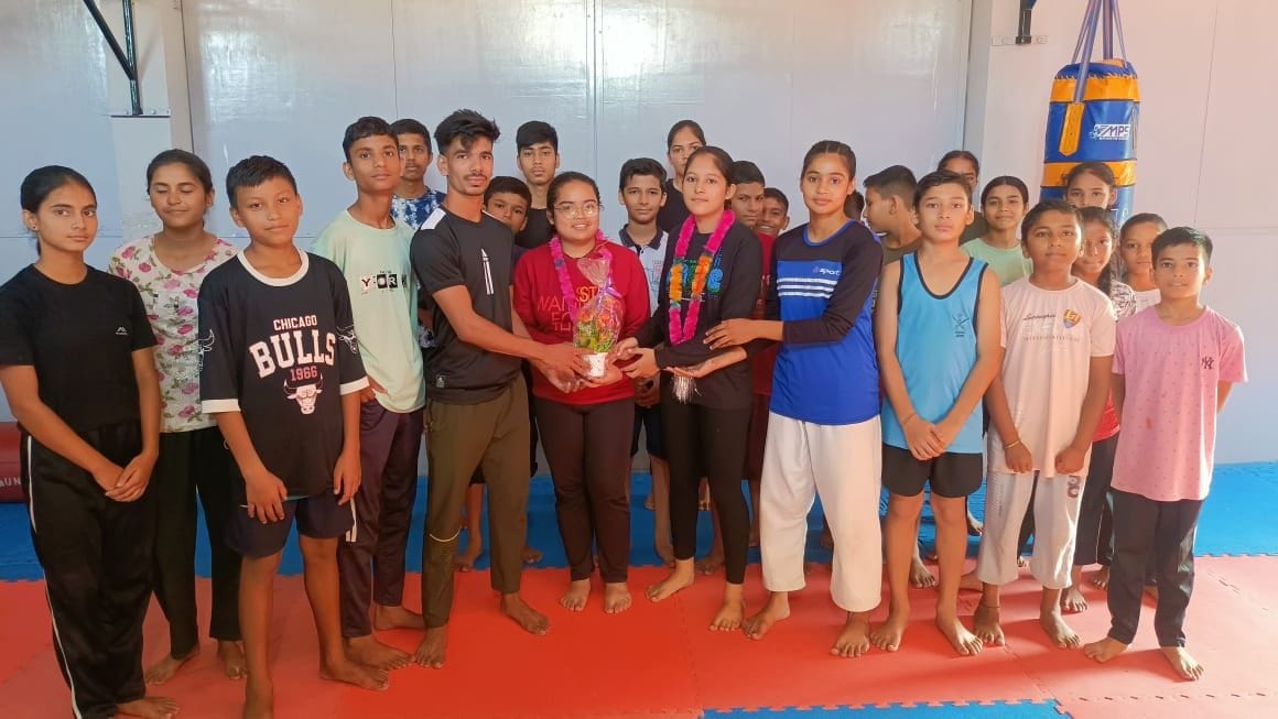 Palak and Harshita will participate in National Karate