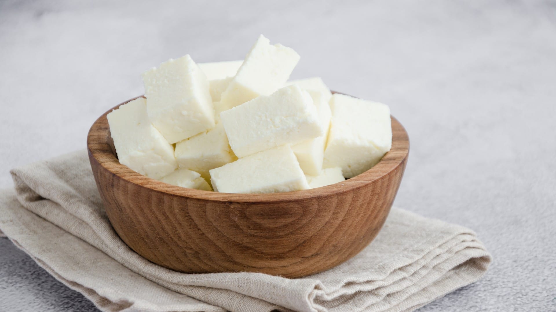 who should not eat paneer, disadvantages of paneer al you need to know in hindi